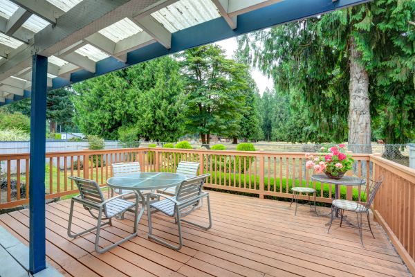 Deck Carpentry Service in Laurel